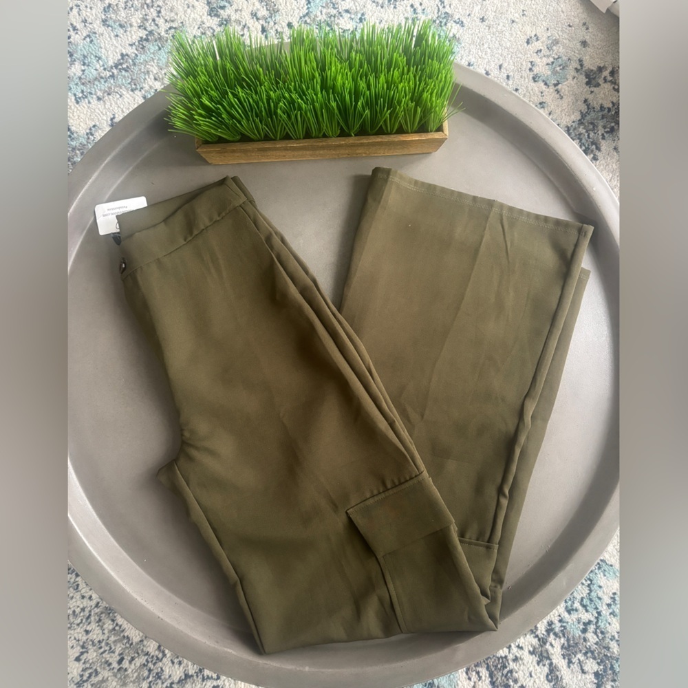 Windsor Olive Keep It Cool Wide-Leg Cargo Trouser Pants XS NEW! - Picture 5 of 9